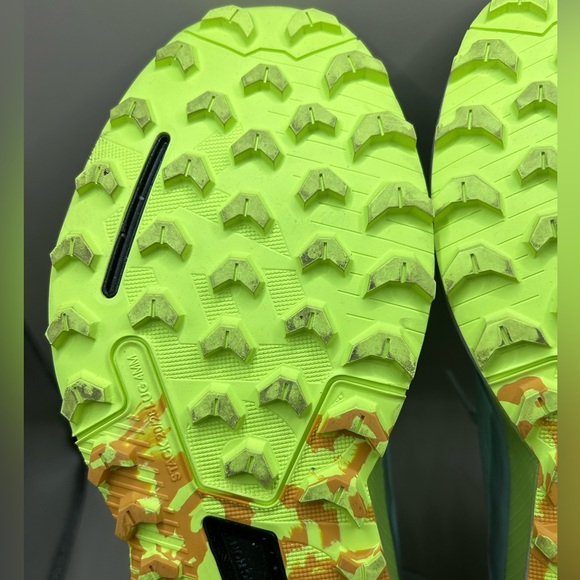 NEW adidas Outdoor Terrex Agravic Flow 2 - Size 10.5 Women's / 9.5 Men's - Picture 16 of 16